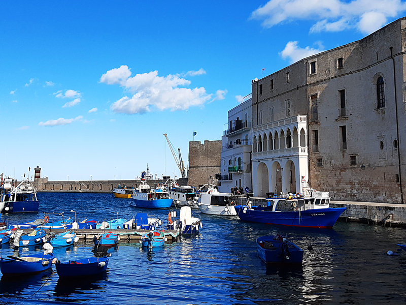 Monopoli e as praias de Capitolo